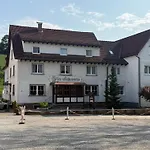 Zum Kaiserwirt Гостевой дом
