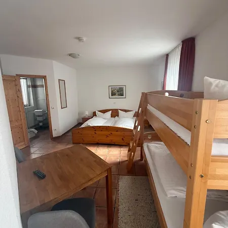 Zum Kaiserwirt Guest house 3*