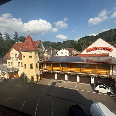 Zum Kaiserwirt بيت ضيافة Heppenheim (Bergstrasse)