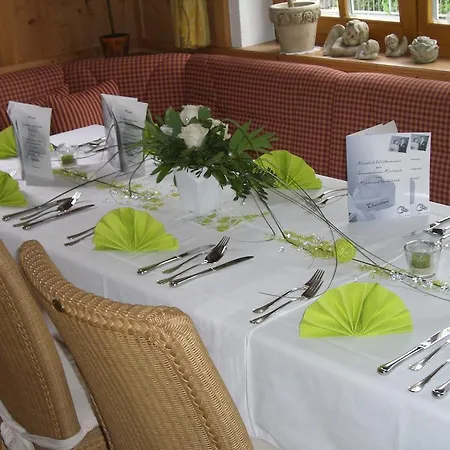 Guest house Zum Kaiserwirt 3*